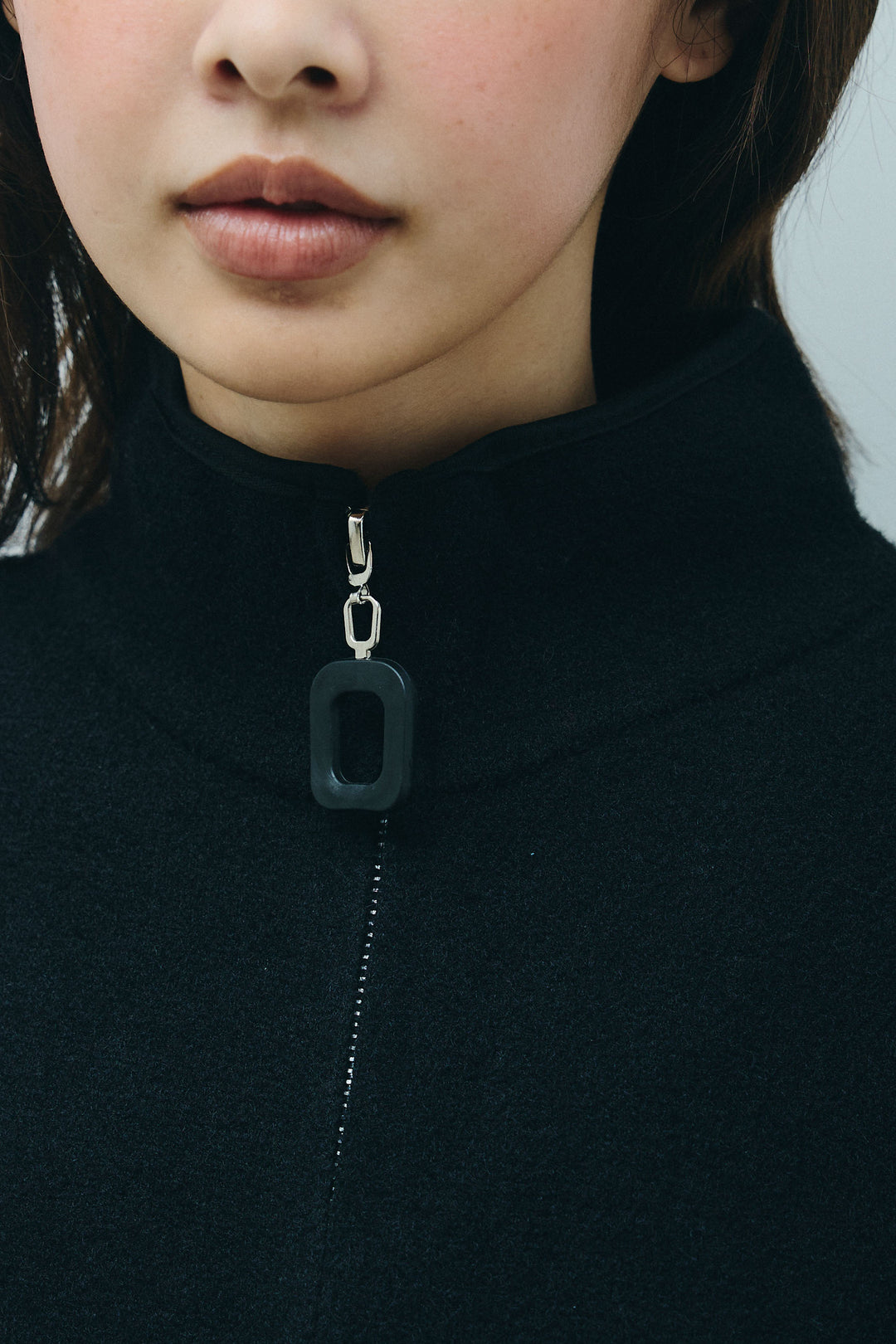 [予約]パイピングハイネックブルゾン