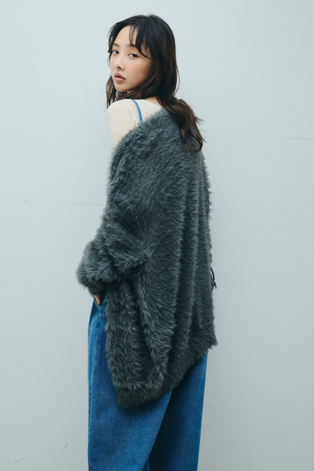 [予約/SET]起毛シャギーカーディガン+フロントジップストラップデザインデニムサロペット(2set)