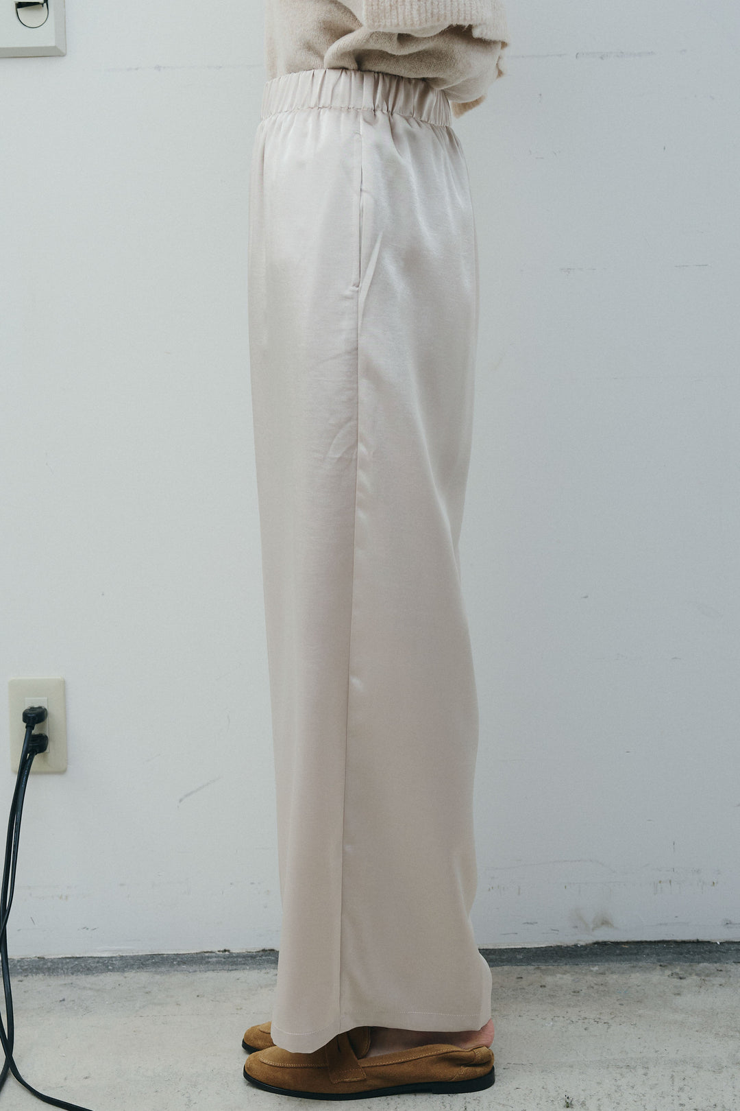 [予約]サテンワイドタックパンツ