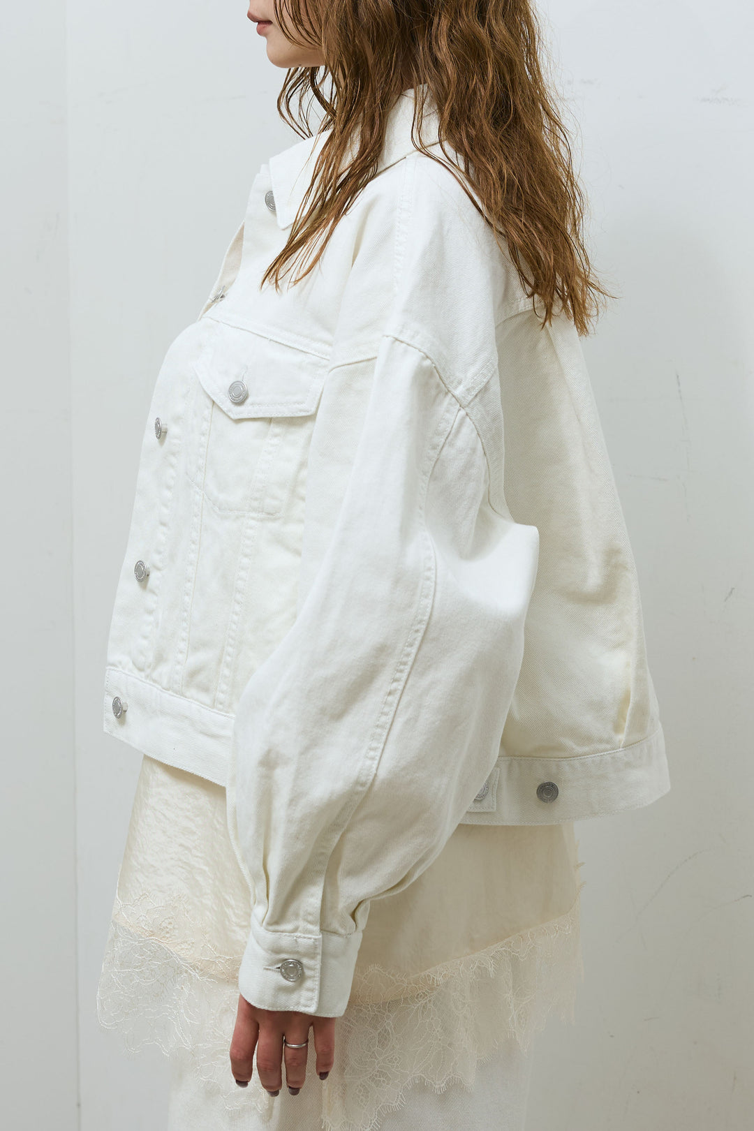 [予約/SET]デニムツイルジャケット+ラッフルフリルキャミソール+スウェットフレアパンツ(3set)