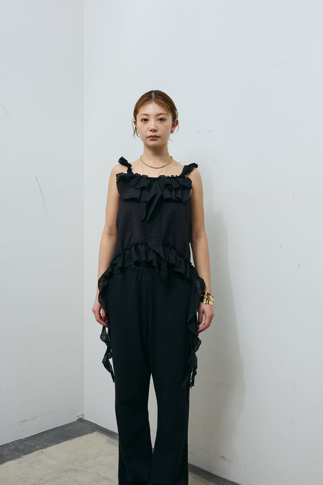 ラッフルフリルキャミソール