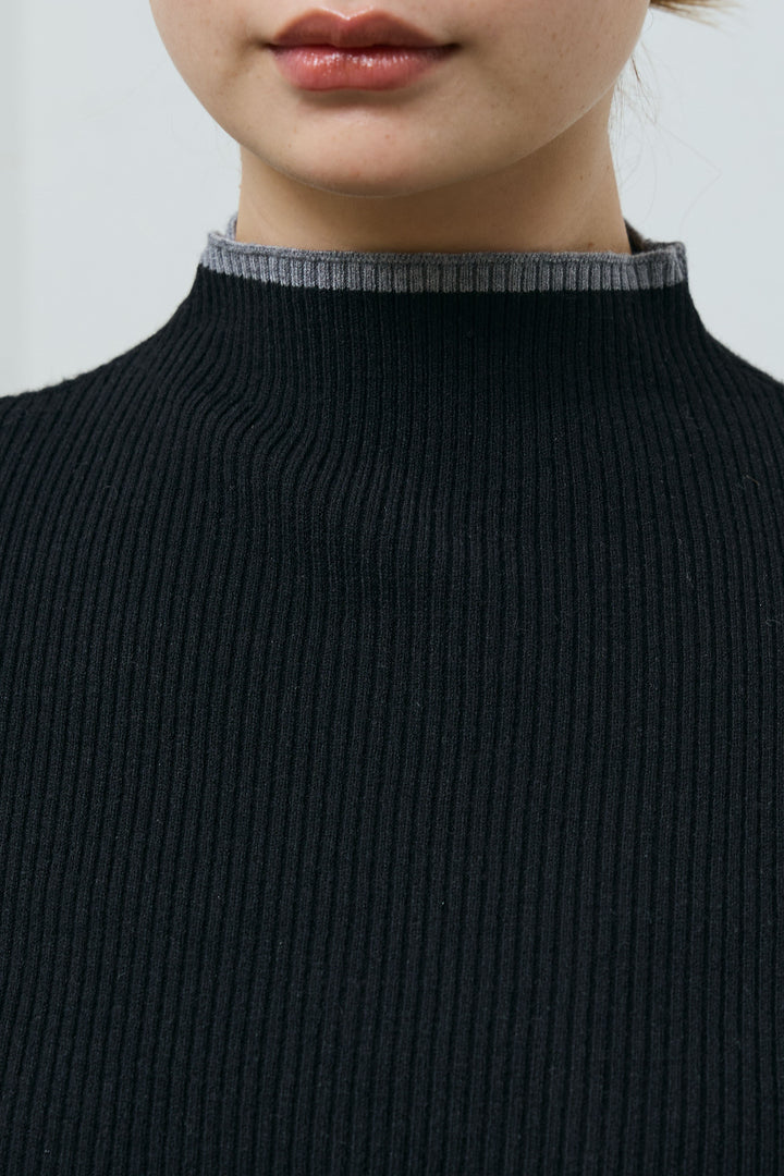 [予約/SET]配色ミニハイネックリブTOPS+ラッフルフリルキャミソール(2set)