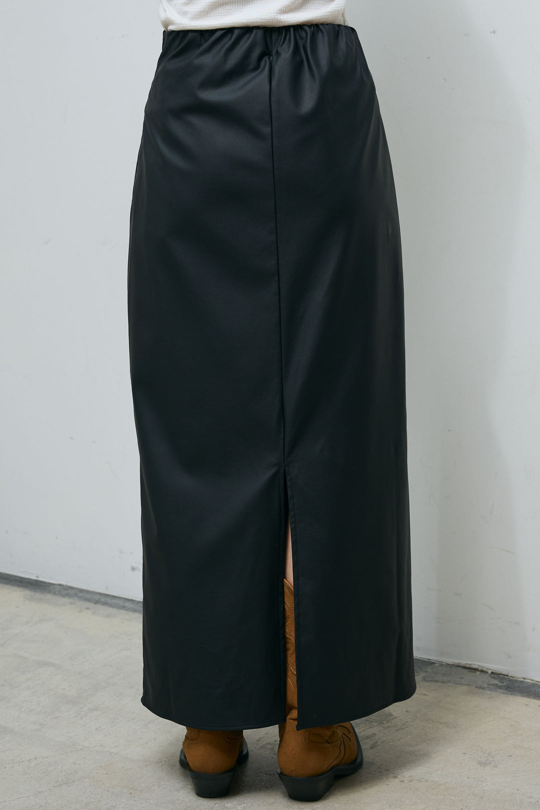 [予約]ウォッシャブルライトフェイクレザースカート