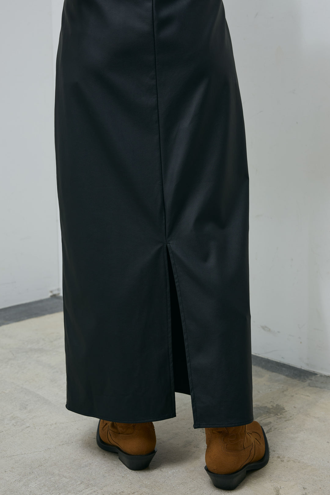 [予約]ウォッシャブルライトフェイクレザースカート