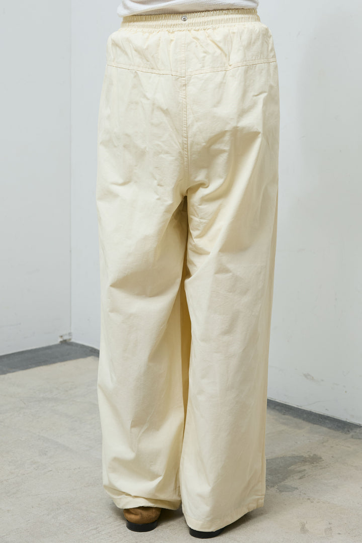 [予約/SET]レース切り替えサテンブラウス+合繊ツイルスタンドウエストラップジョガーPT(2set)