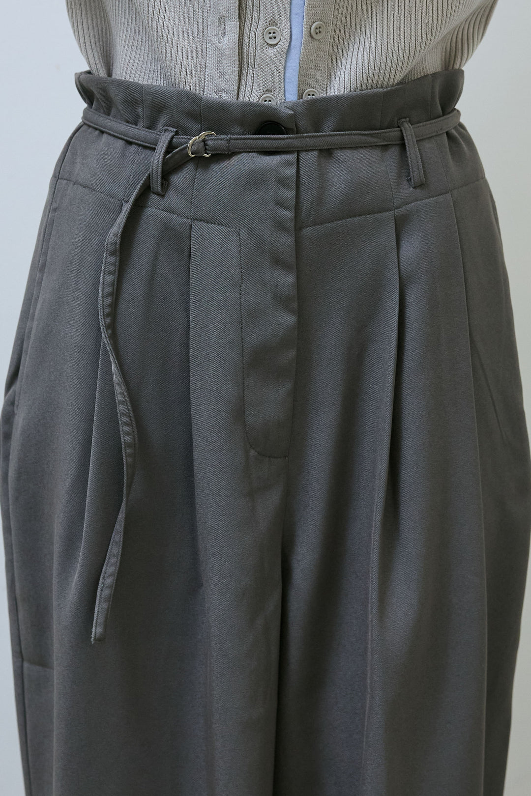 [予約]ハイウエストタックパンツ