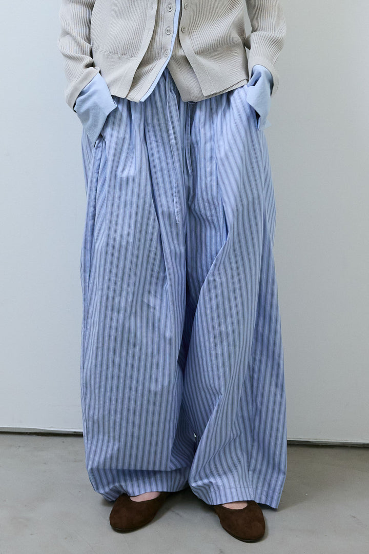 [予約]ランダムストライプタックカーブパンツ