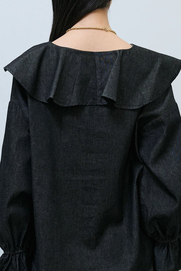 [予約]ラッフルフリルデニムブラウス