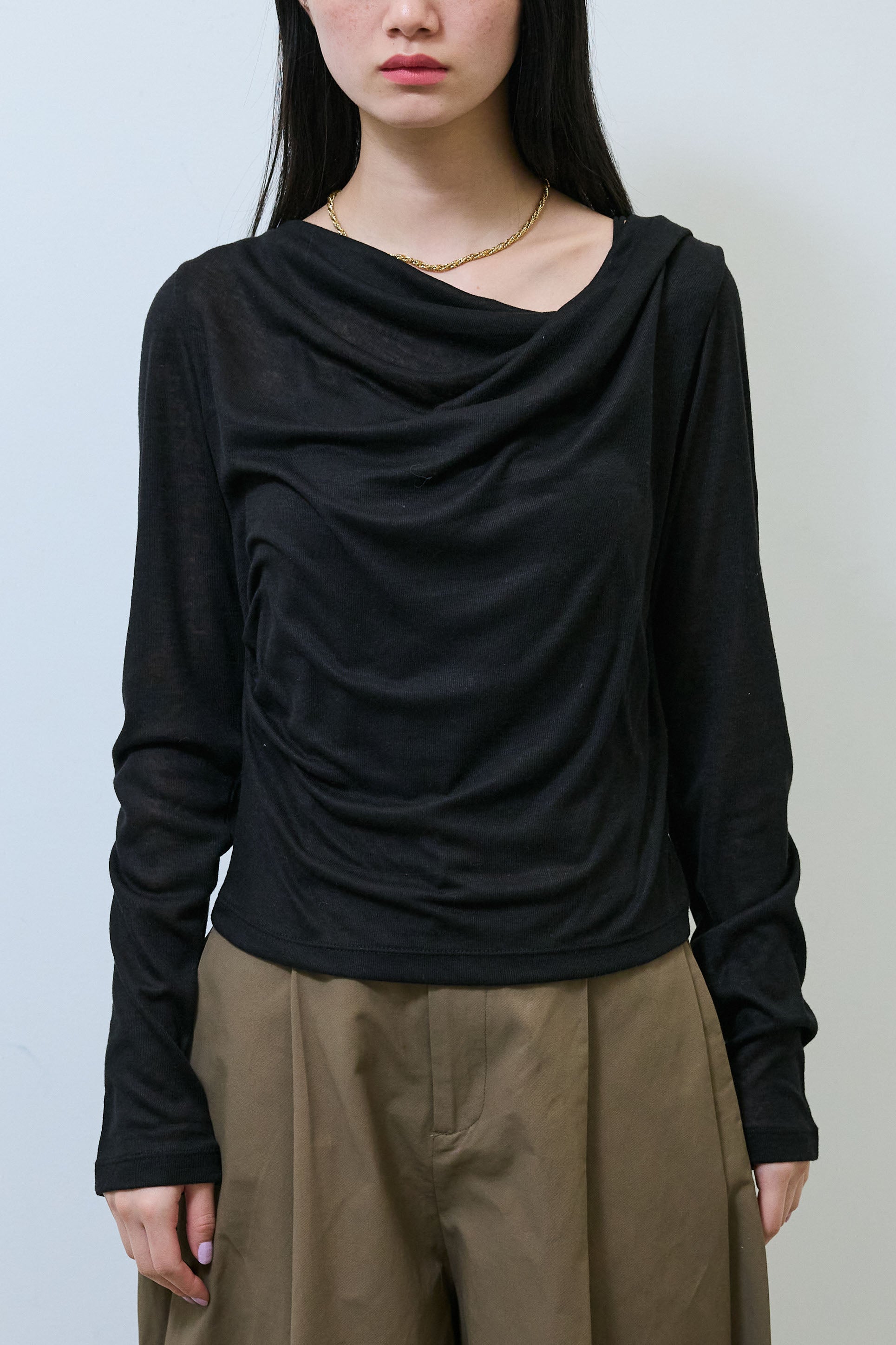 予約]シアードレープカットソー – IAMALPHA