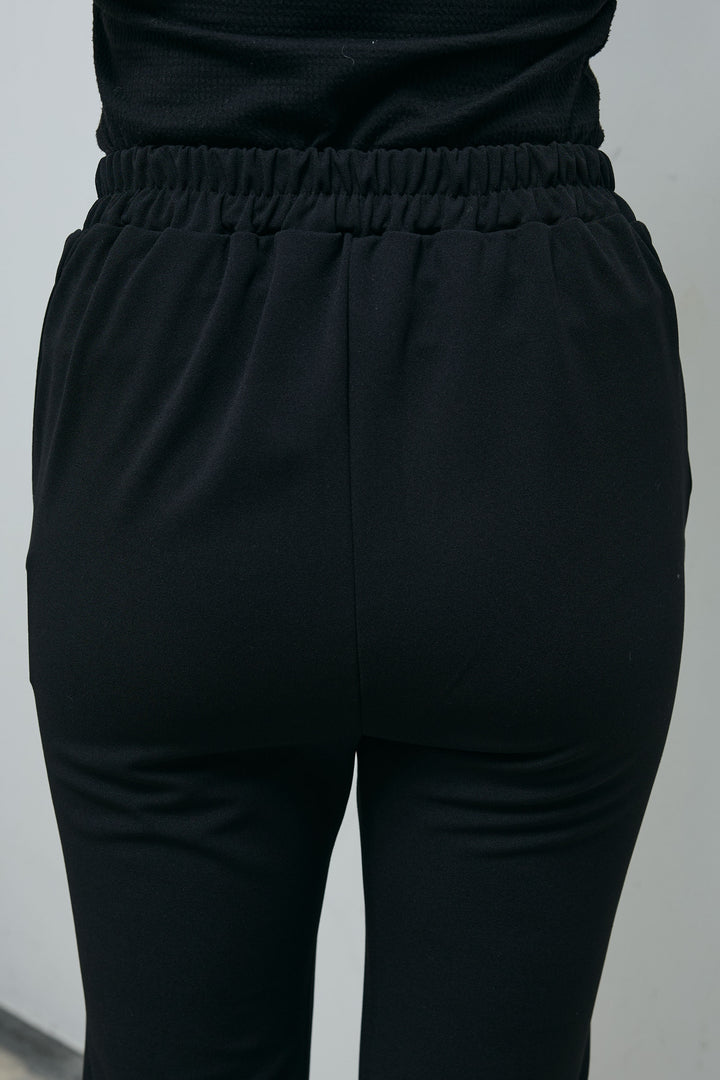 [予約]スーパーストレッチ美脚フレアパンツ