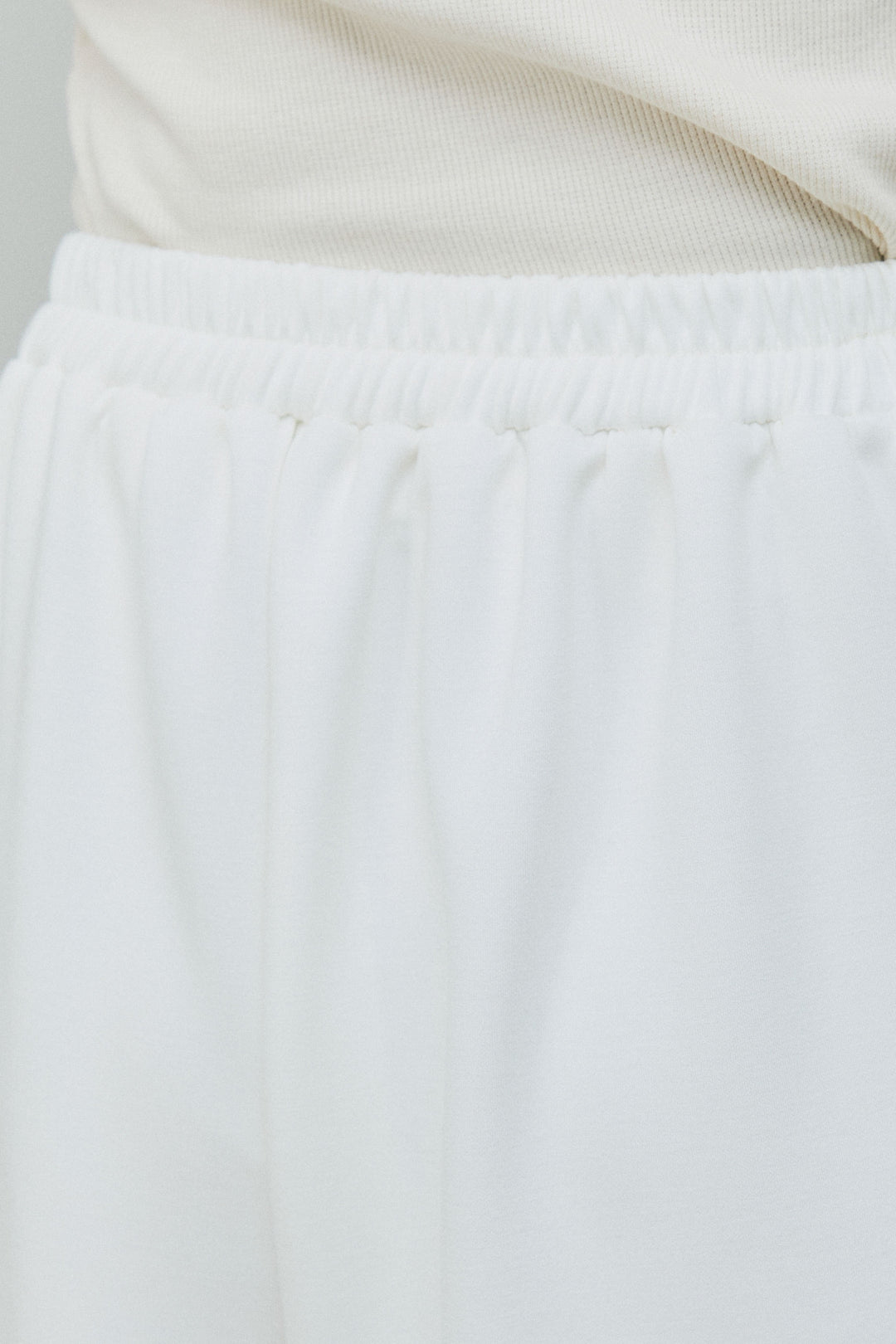 [予約]アシメドレープライトダンボールパンツ