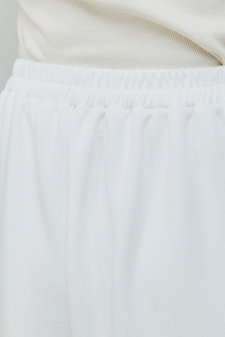 [予約]アシメドレープライトダンボールパンツ