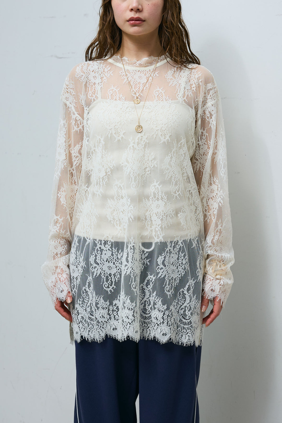 [予約]シアーレースブラウス