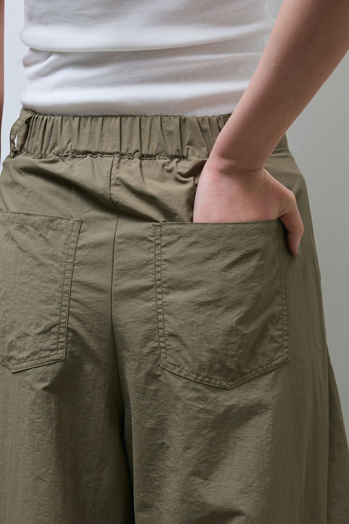 [予約/SET]シアーラグランPO+レーヨン混マルチWAYニットスカーフ+ドライタフタバレルレッグパンツ(3set)