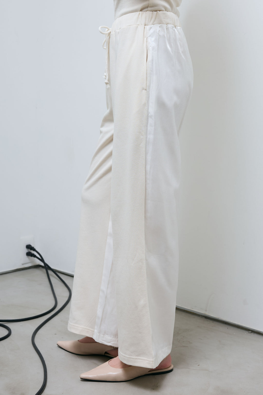 [予約]異素材切り替え裏毛パンツ