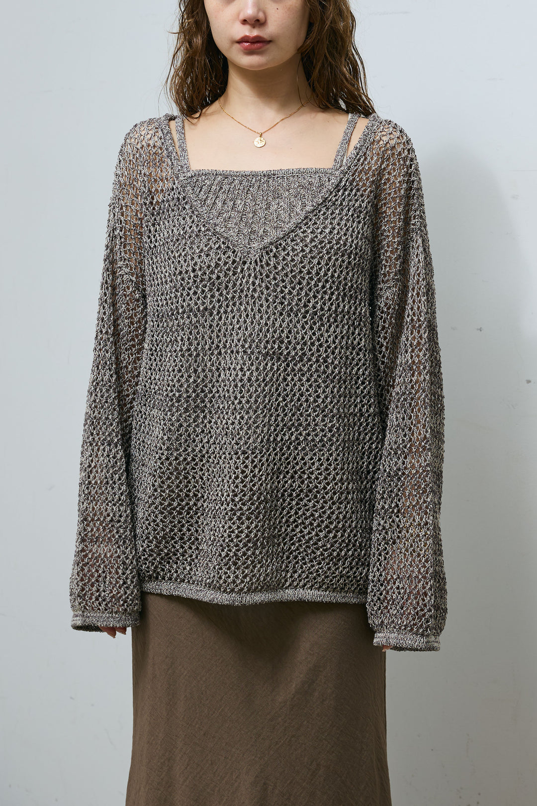 [予約]メッシュ編みキャミセットVネックプルオーバー