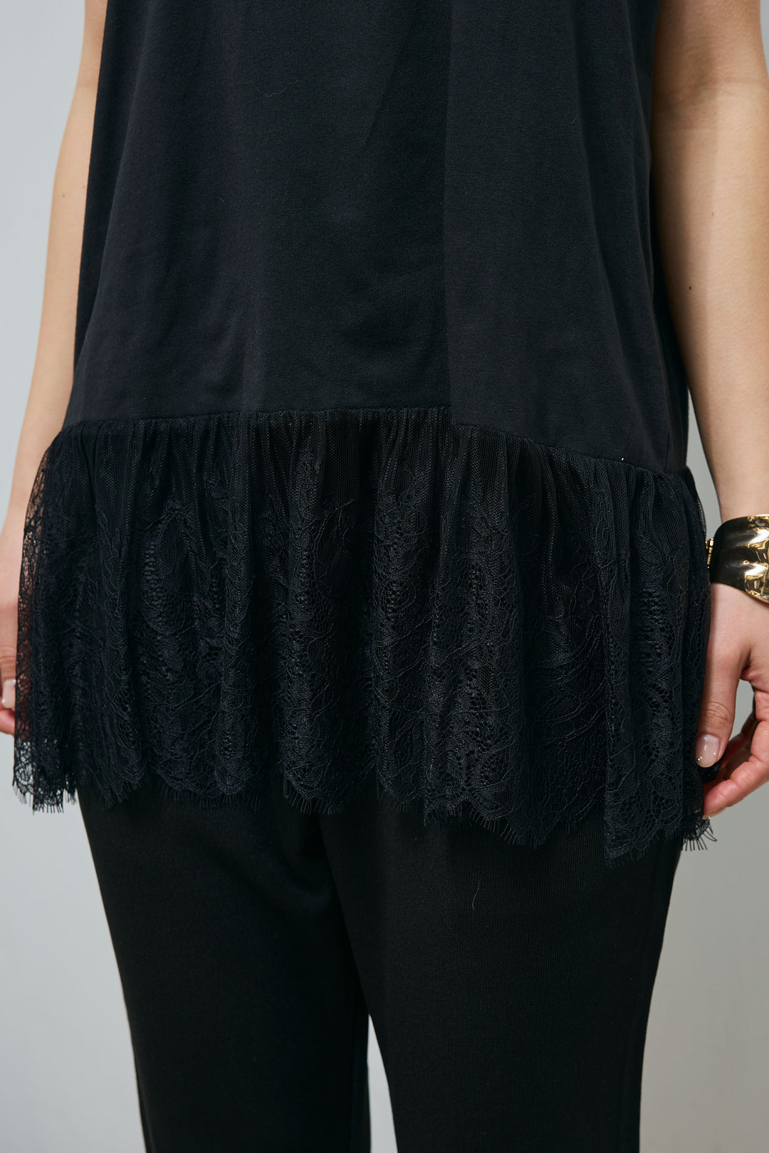 [予約/SET]ドロストロゴビッグラガーT+裾レースタンクトップ+フライスカプリパンツ(3set)