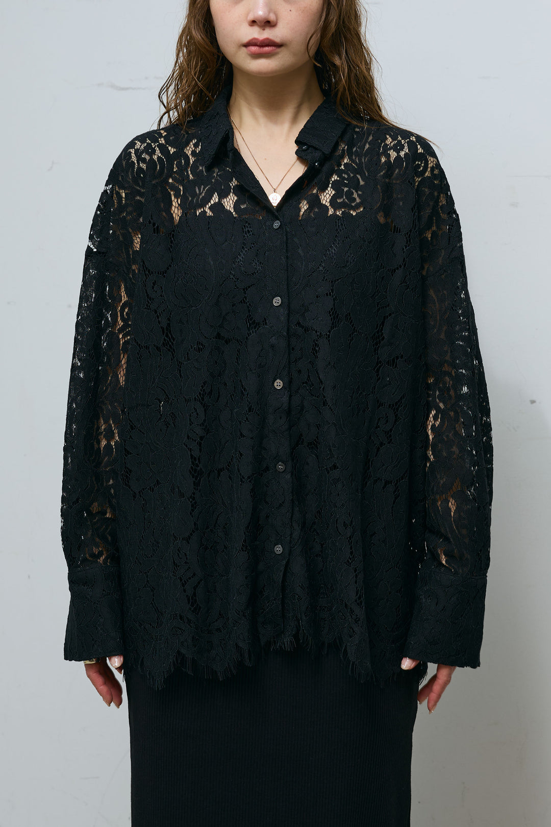 [予約]裾スカラップレースシャツ