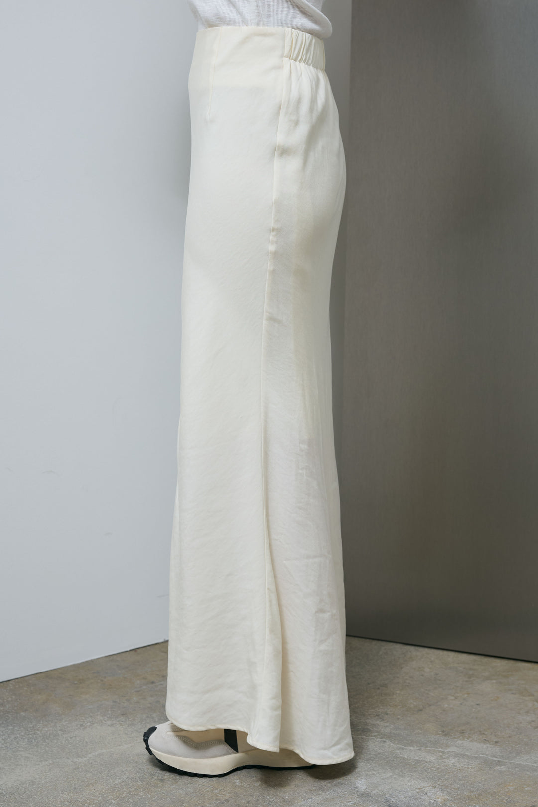 [予約]ソフトラインレースサテンスカート