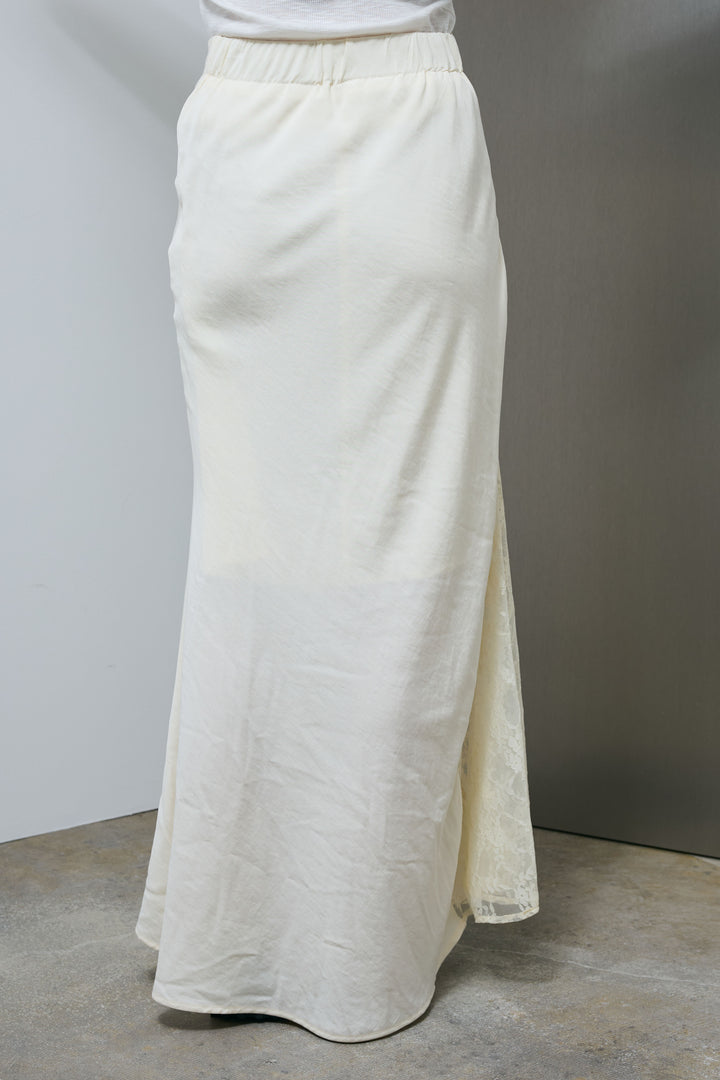 [予約]ソフトラインレースサテンスカート