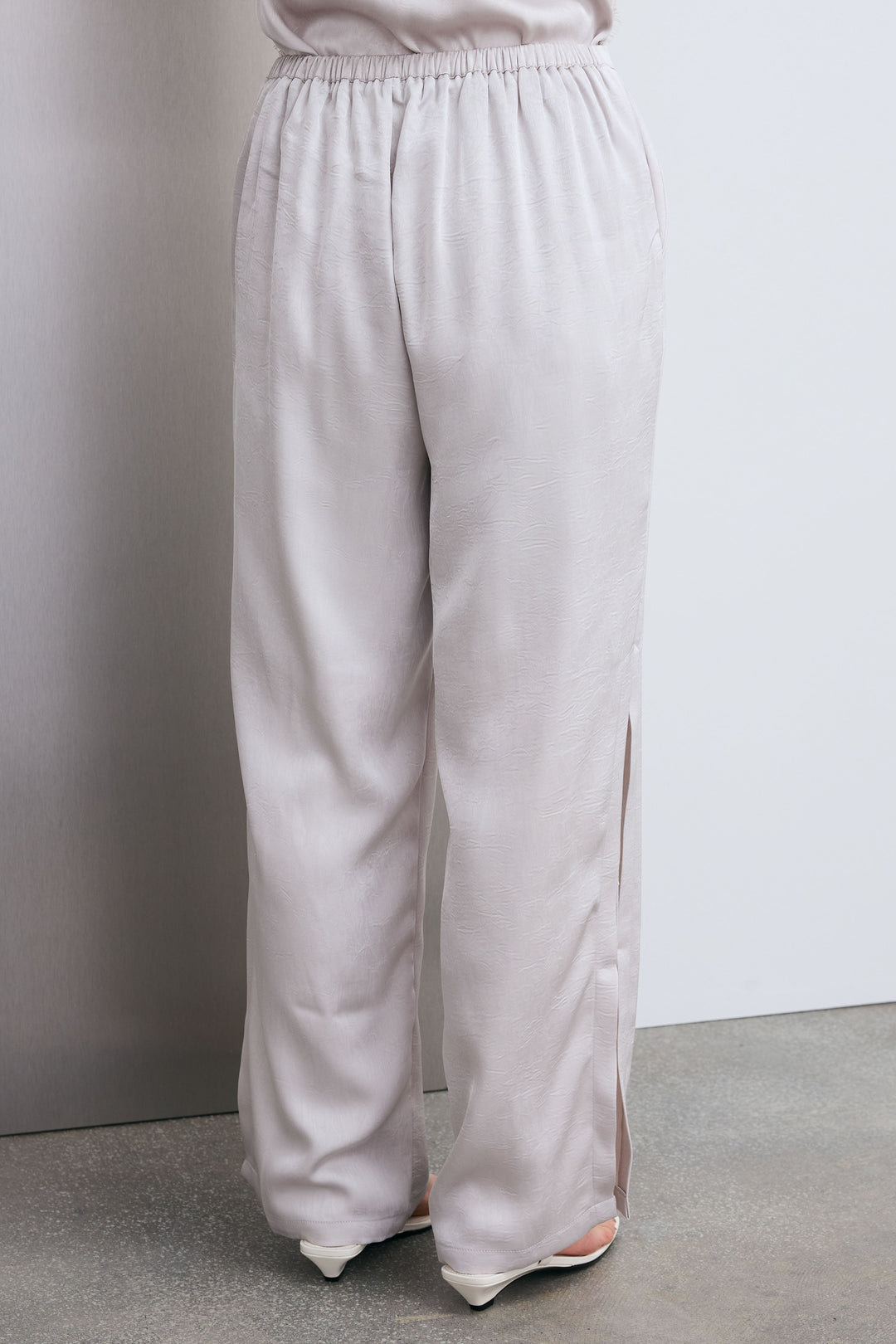 [予約/SET]ボートネックテクスチャーボーダーサマーニット+レーストリムキャミ+スリットレースサテンパンツ(3set)