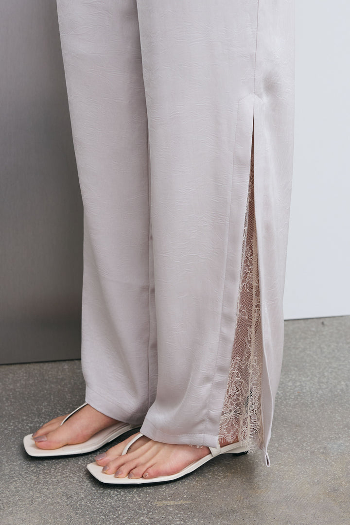 [予約/SET]ボートネックテクスチャーボーダーサマーニット+レーストリムキャミ+スリットレースサテンパンツ(3set)