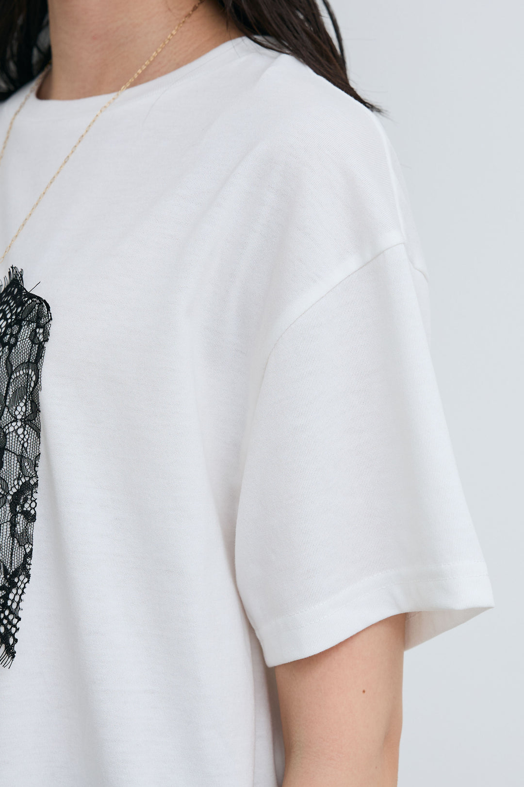 [予約/SET]シアーハーフスリーブジャケット+cooltouchレースロゴ刺繍Tシャツ+ダブルフェイスジャージースカート(3set)