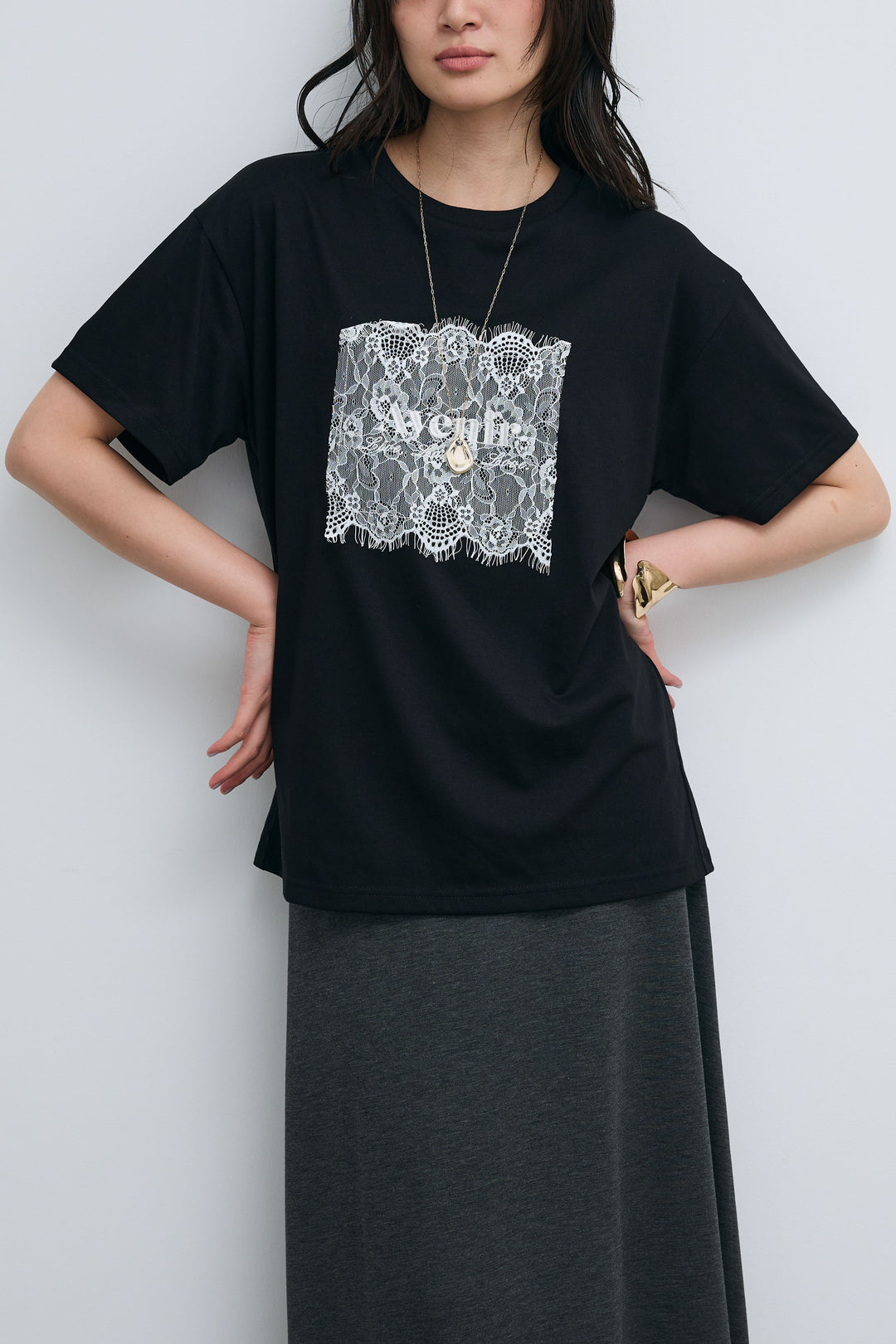 [予約]cooltouchレースロゴ刺繍Tシャツ