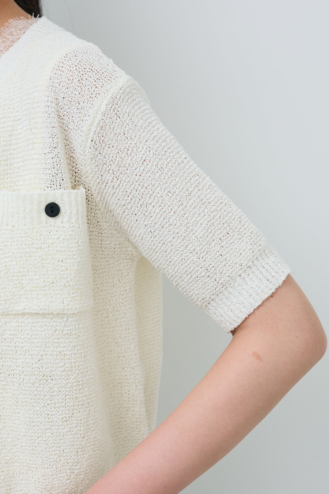 [予約/SET]フロントポケットハーフスリーブカーディガン+レース切り替えサテンブラウス+スウェット切り替えデニムパンツ(3set)