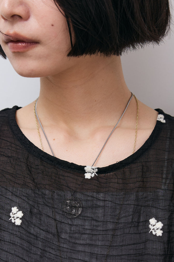 [予約]スカラップ刺繍フリルブラウス