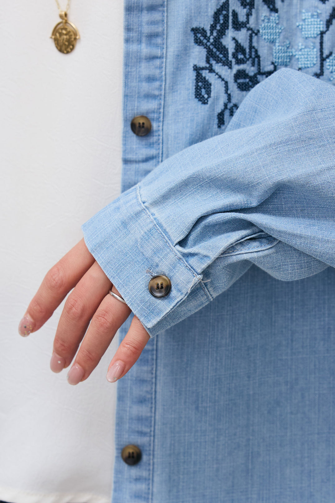 [予約]刺繍デニムシャツ