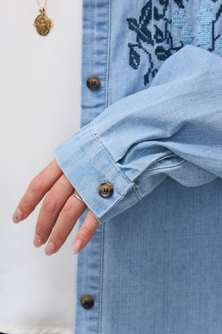 [予約]刺繍デニムシャツ