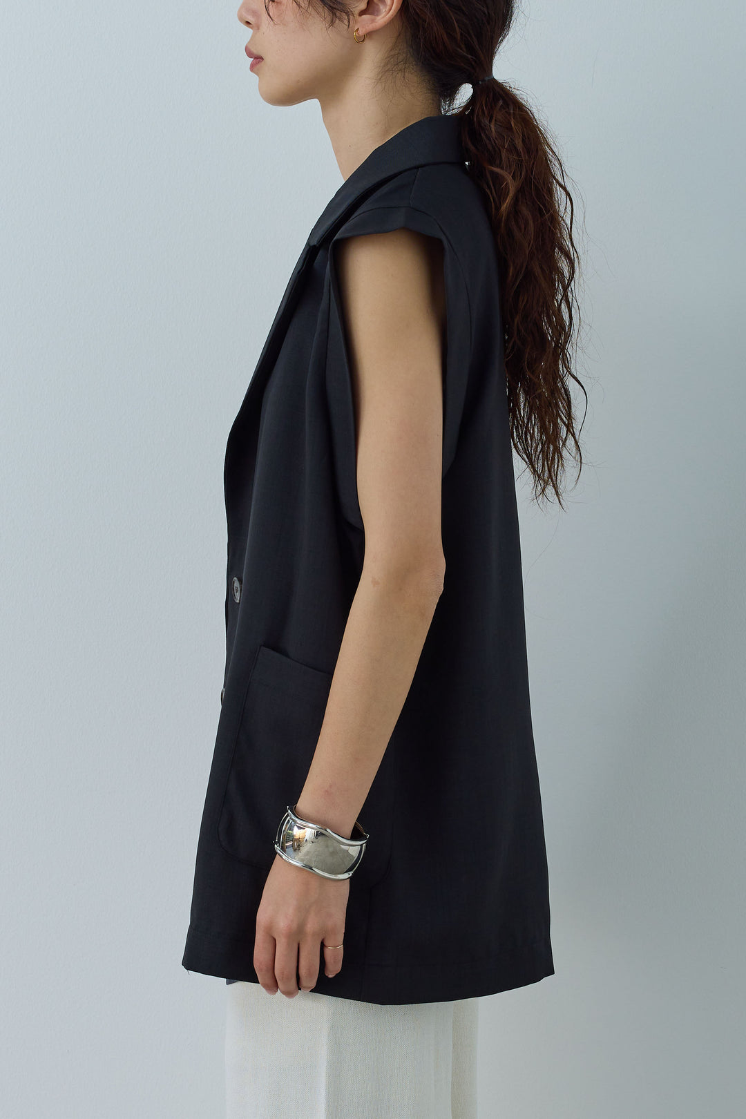 [予約]リネンタッチテーラードジレ