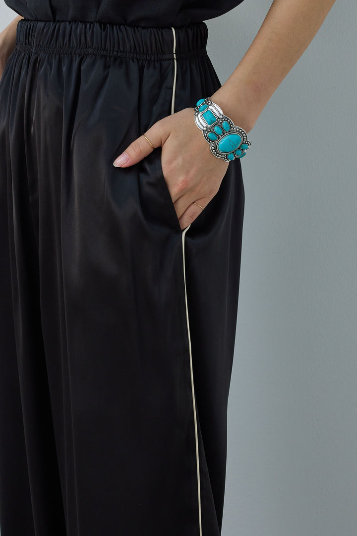 [予約/SET]シアーノースリーブニット+ネーム入りアメスリタンク+サイドラインサテンパンツ(3set)