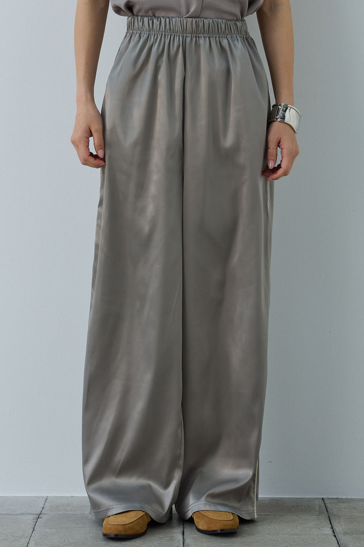 サイドラインサテンパンツ