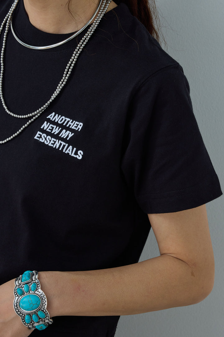 [予約]刺繍ロゴショート丈 Tシャツ