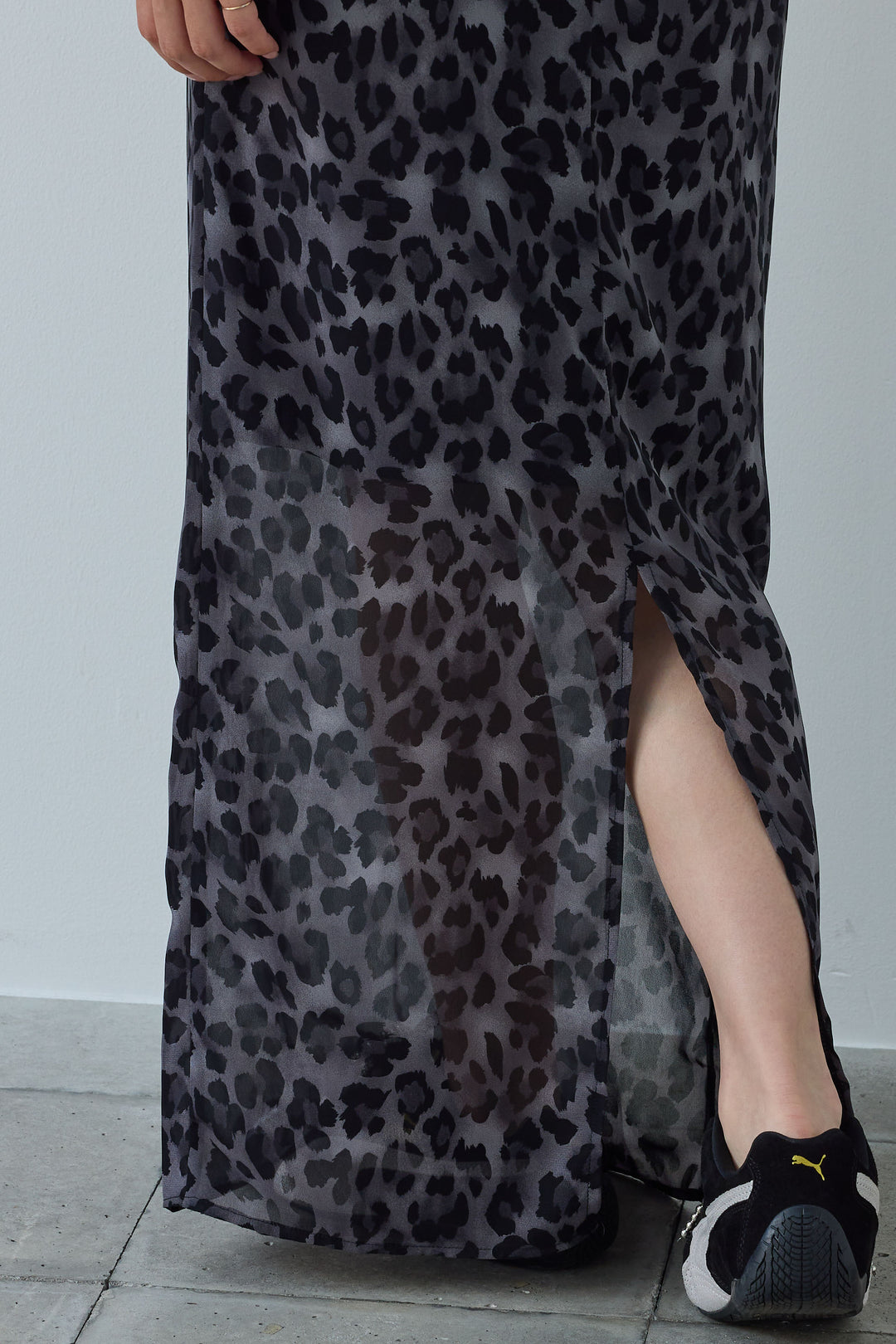 [予約/SET]コード付きノースリT+レオパードシアースカート(2set)