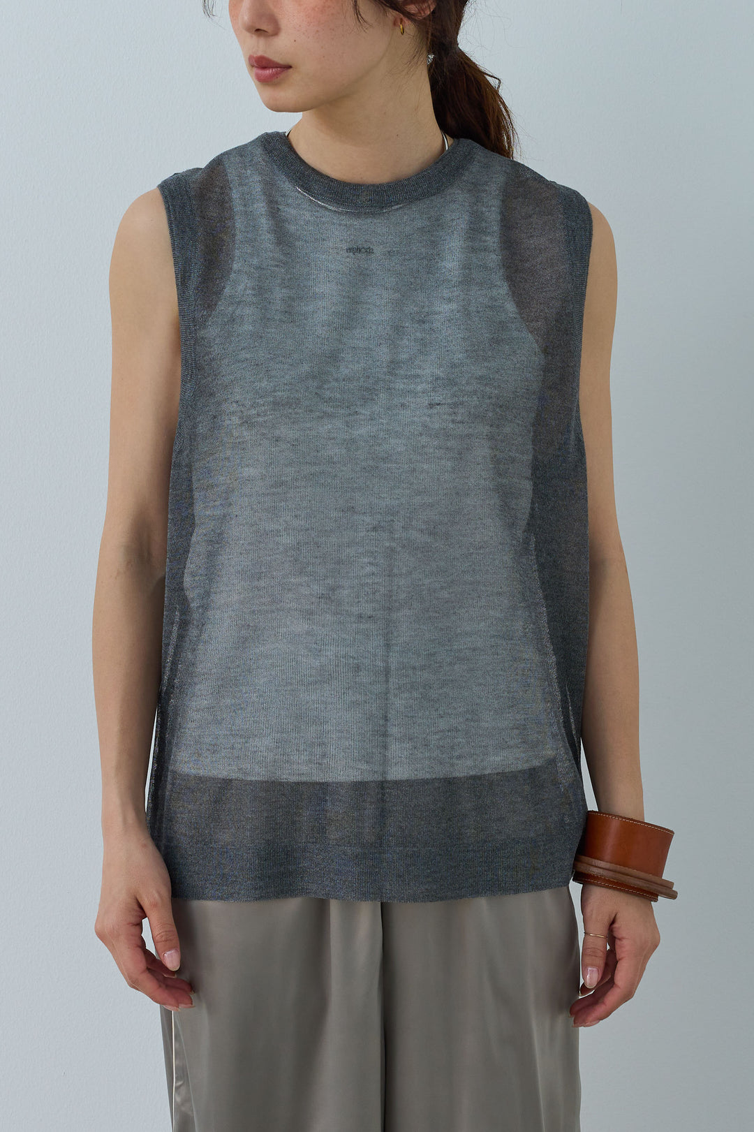 [予約]シアーノースリーブニット