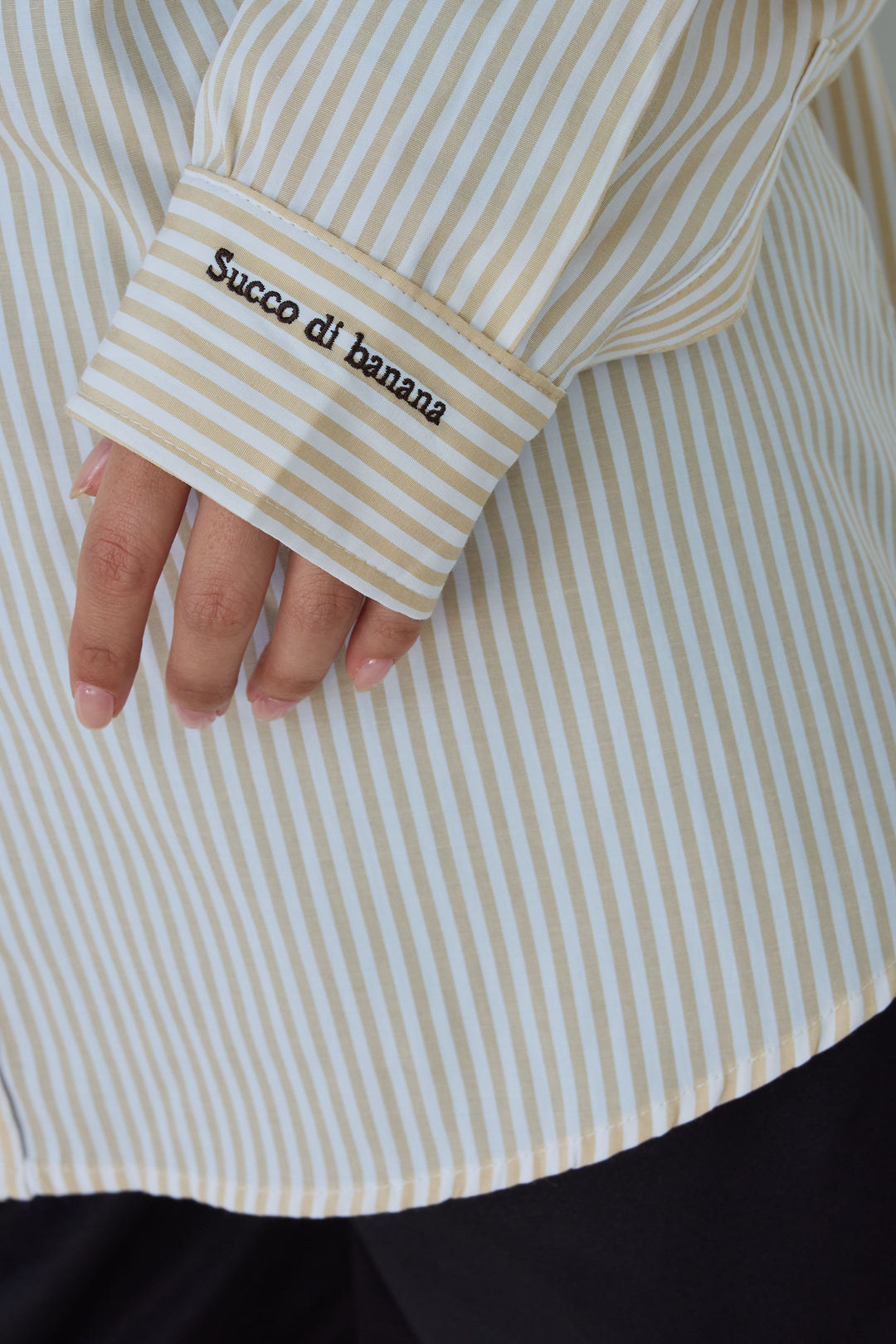 [予約/SET]刺繍入りストライプオーバーサイズシャツ+ツイルタックハーフパンツ(2set)