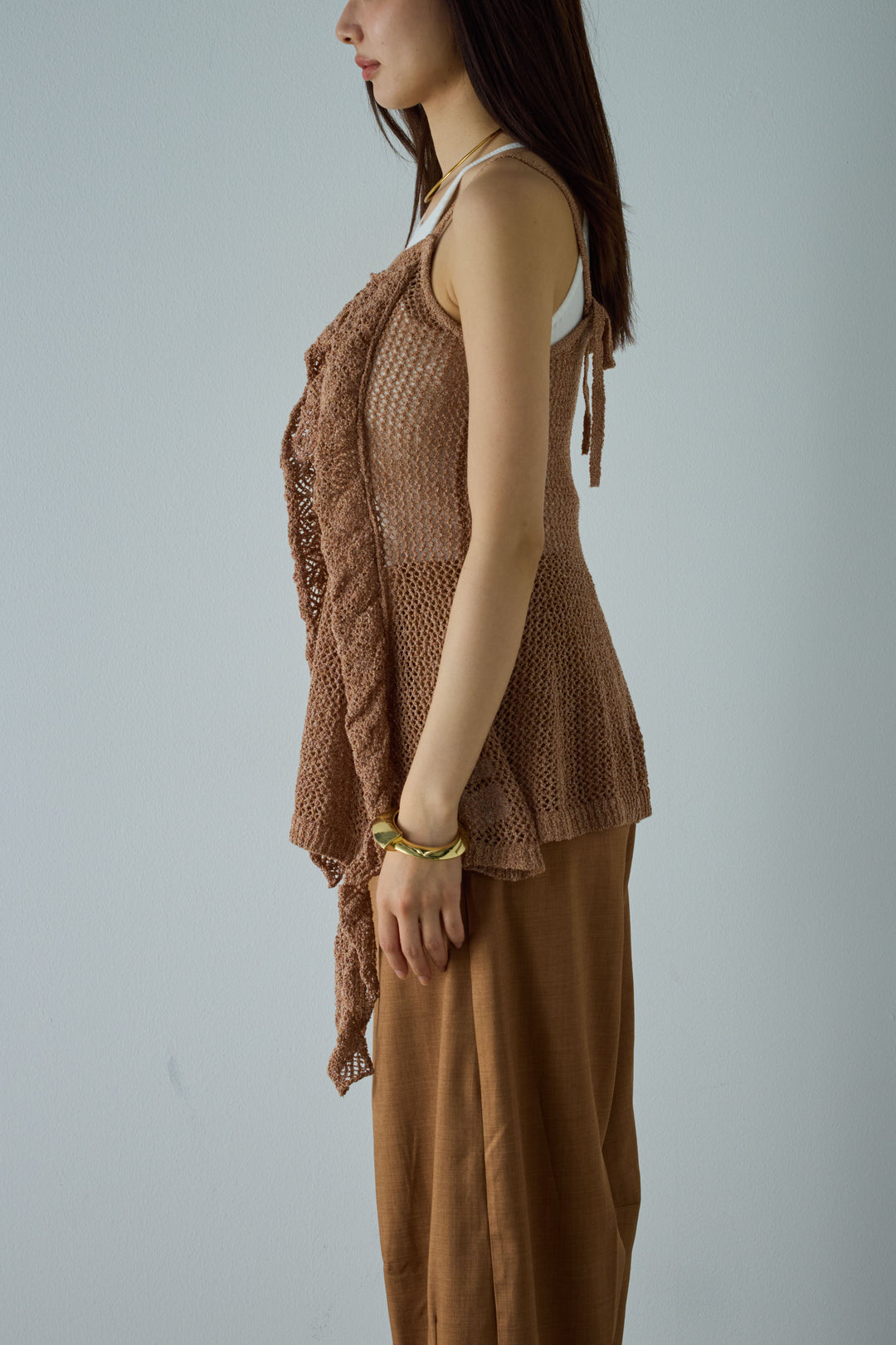 [予約/SET]メッシュフリルニットキャミ+カーブパンツ(2set)