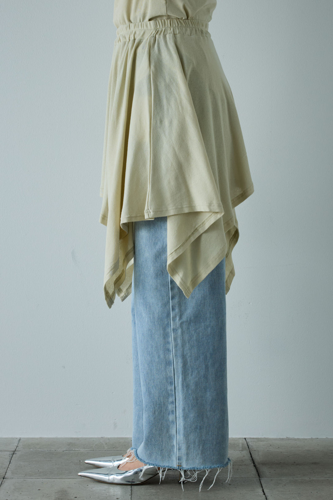 [予約/SET]パイピングラウンドヘムカットソー+レイヤードイレヘムSK+サイドスラッシュデニム(3set)