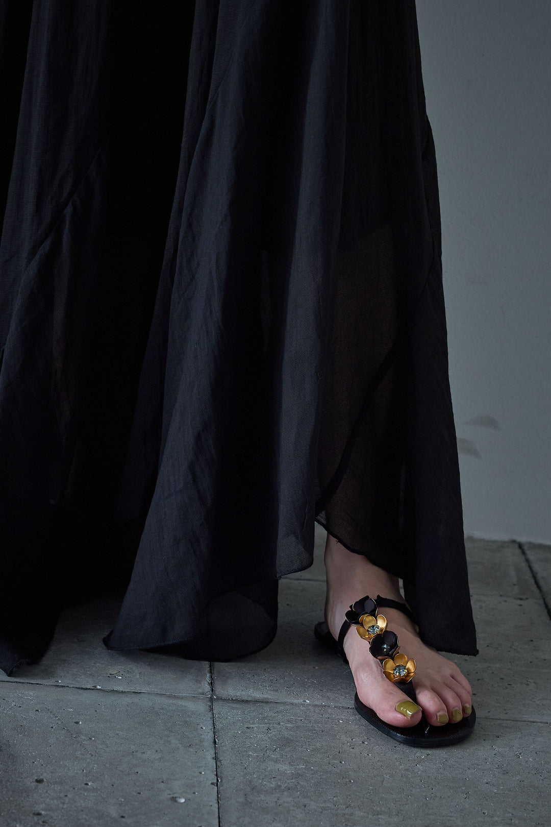 [予約]リネン混シアーフレアスカート