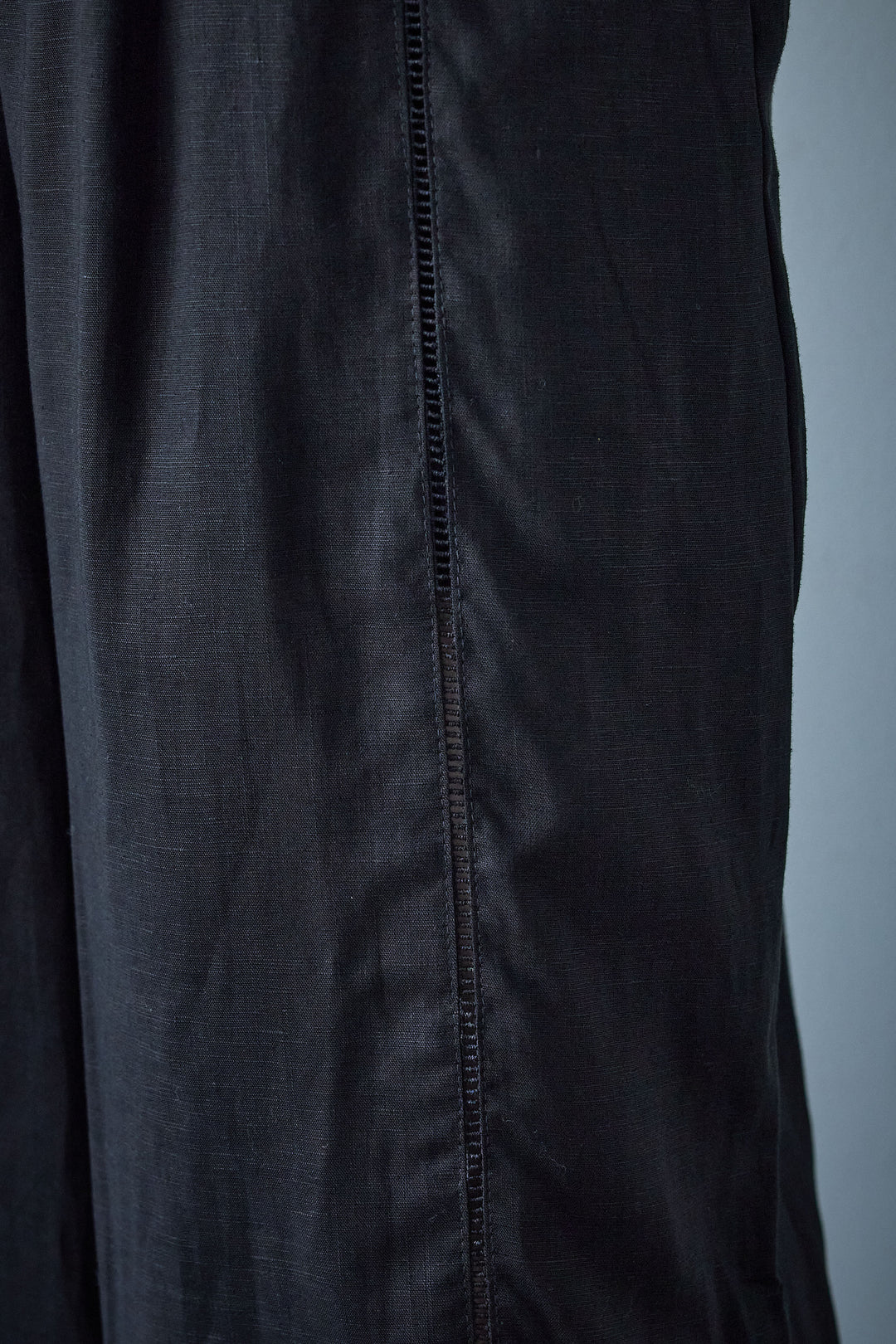 [予約]リネン混サイドライン刺繍ワイドパンツ