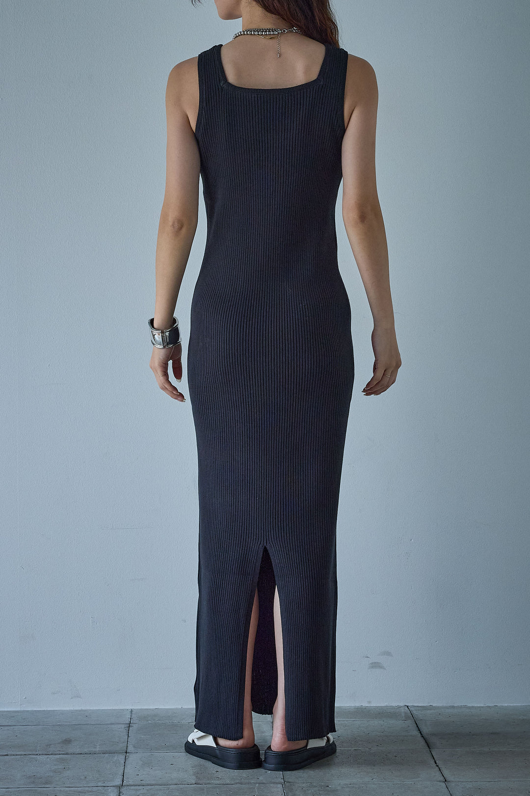 [予約]パッド付きスクエアネックリブニットワンピース