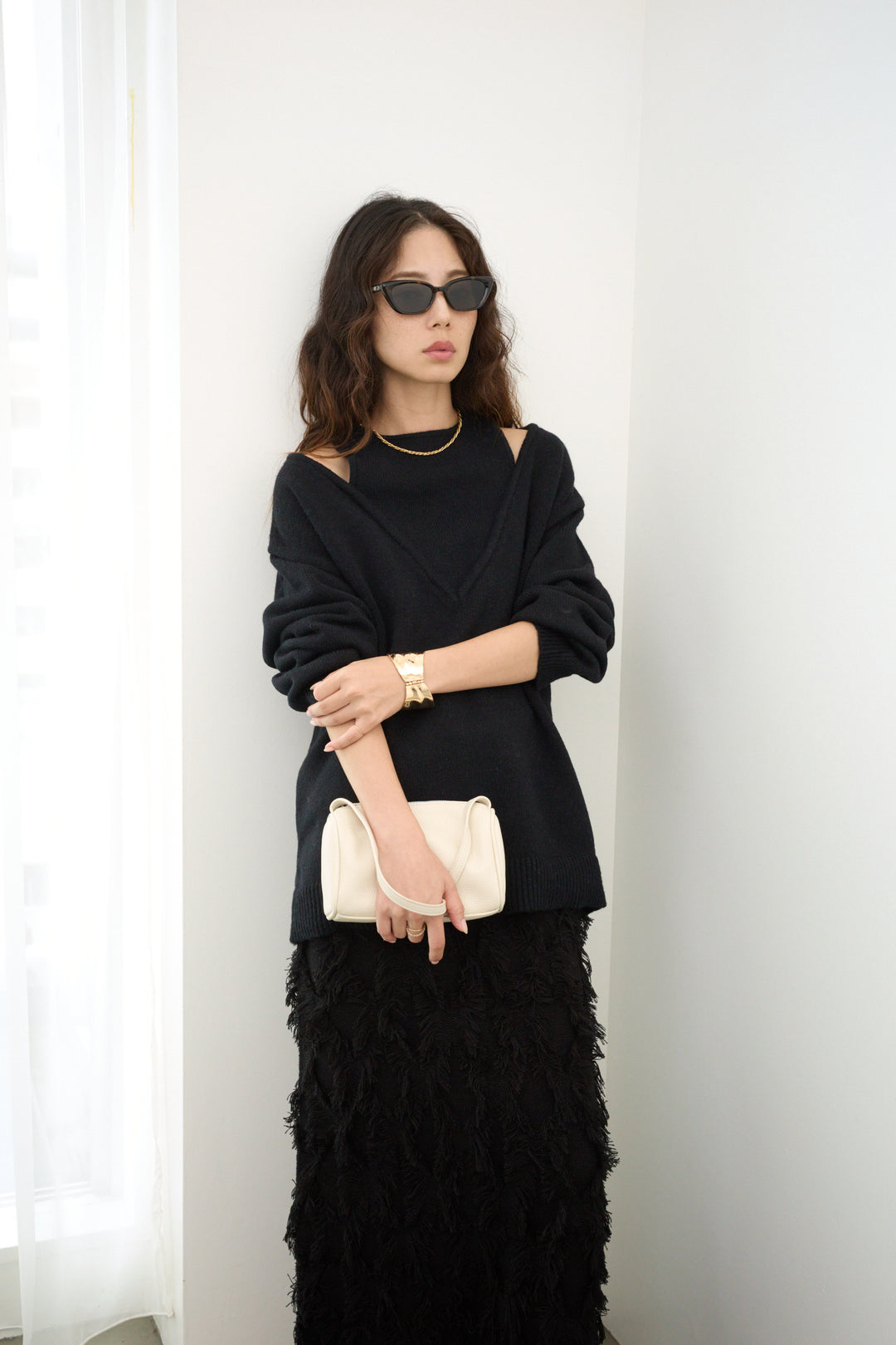 [予約]肩スリットニット