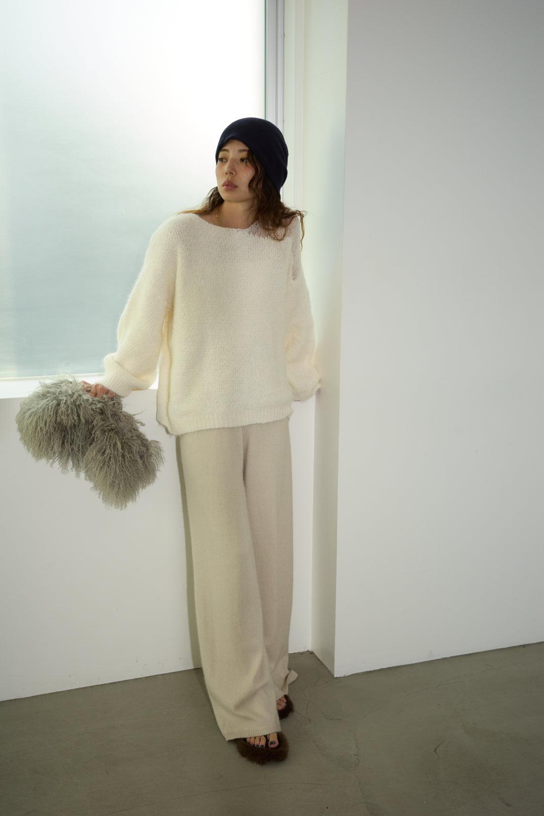 [予約]アシンメトリーシアーニット