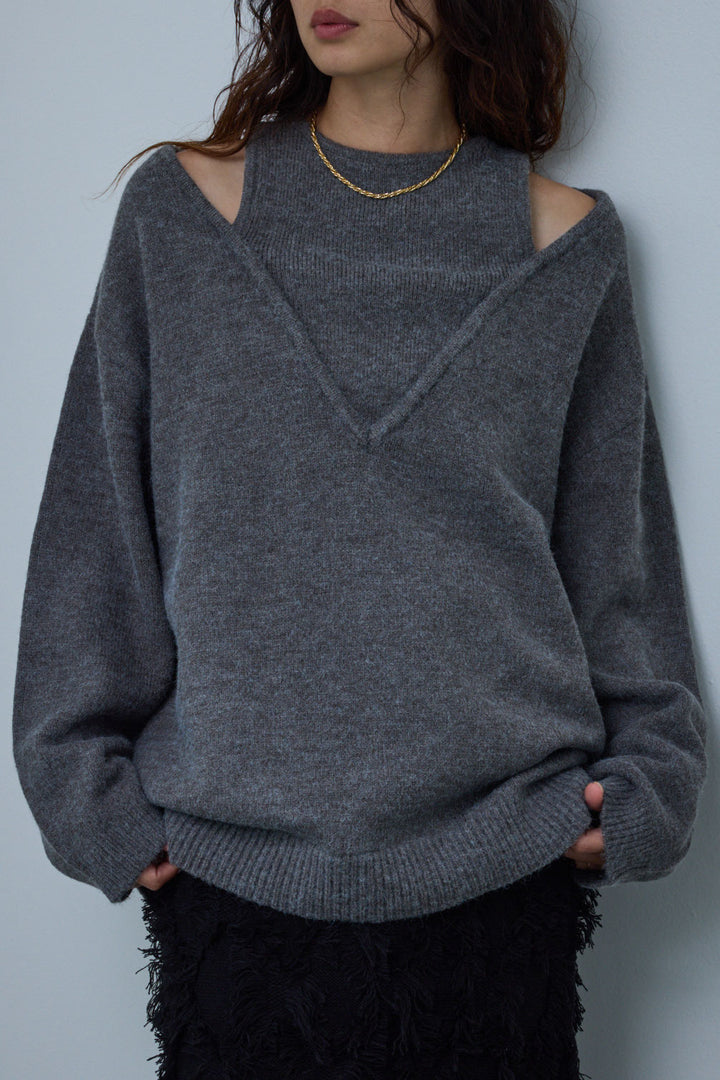 [予約]肩スリットニット