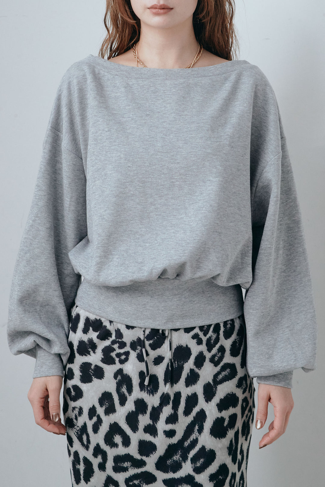 オフショルスウェットプルオーバー