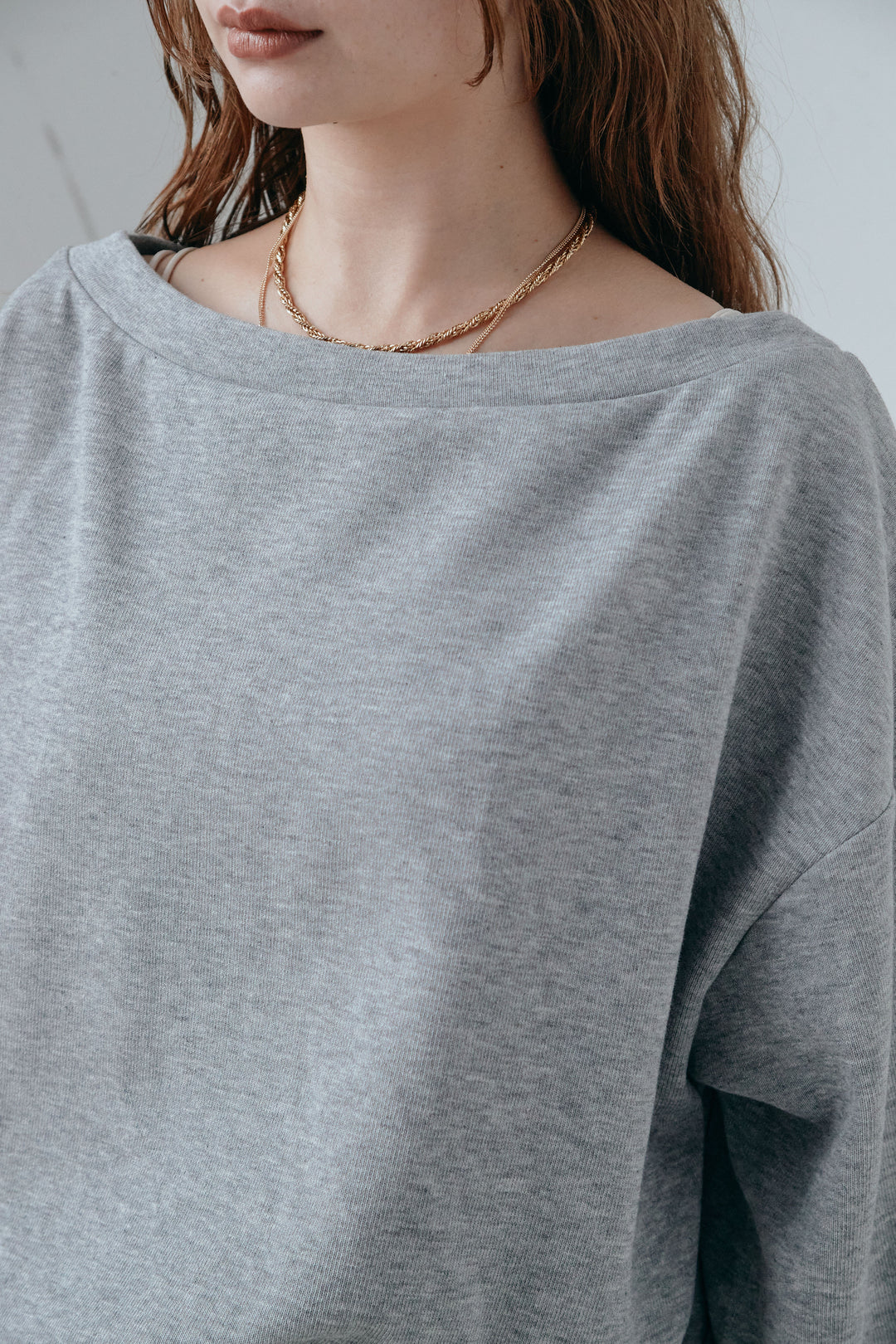 オフショルスウェットプルオーバー