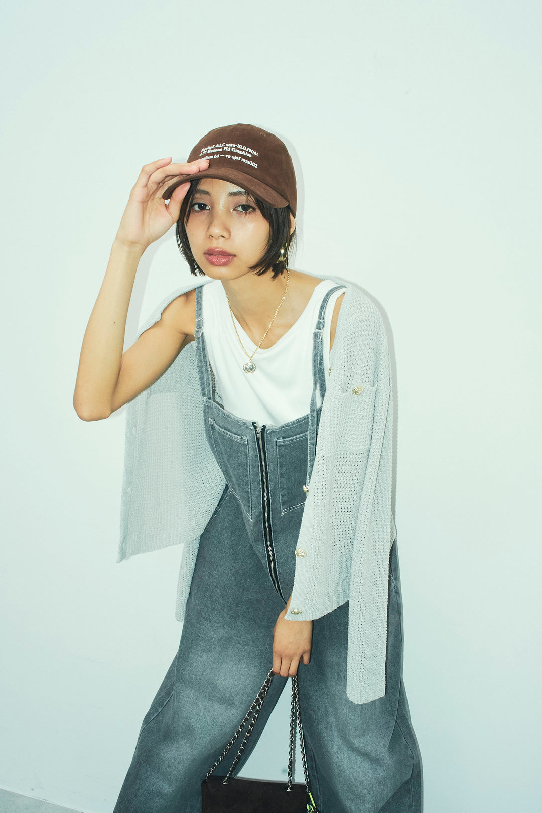 [予約/SET]リネンタッチ金ボタンカーデ+テレコリブカップ付きノースリーブ トップス+フロントジップストラップデザインデニムサロペット(3set)